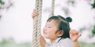 Đặt tên hợp phong thủy cho con gái