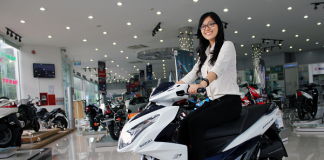 Xem ngày tốt mua xe cho tuổi Quý dậu 93 trong tháng 11/2018