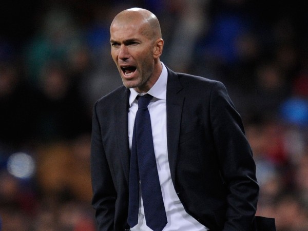 Bóng đá hôm nay 24/12: Chỉ Zidane mới cứu được PSG
