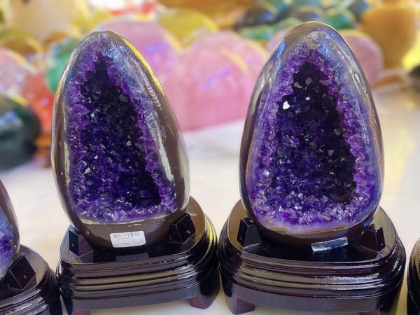 Ý nghĩa thạch anh tím trong phong thủy